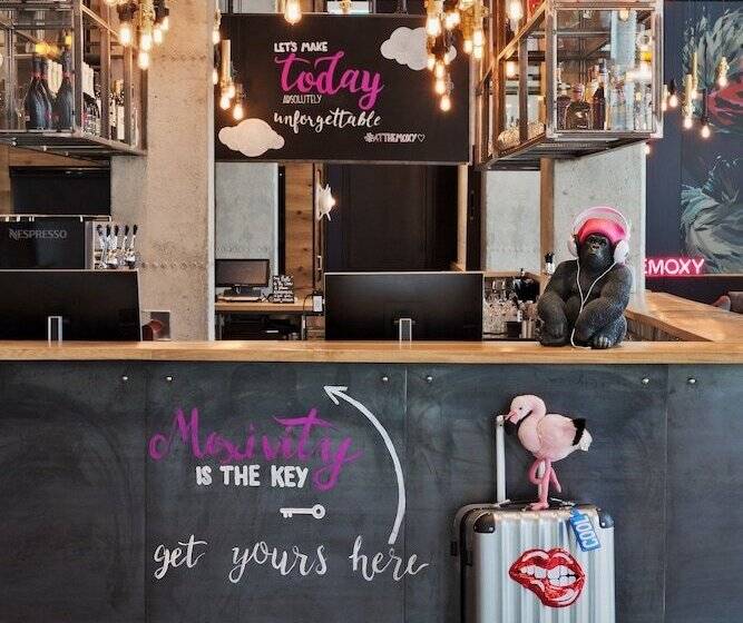 Fotos del hotel Moxy Tbilisi By Marriott:  13
