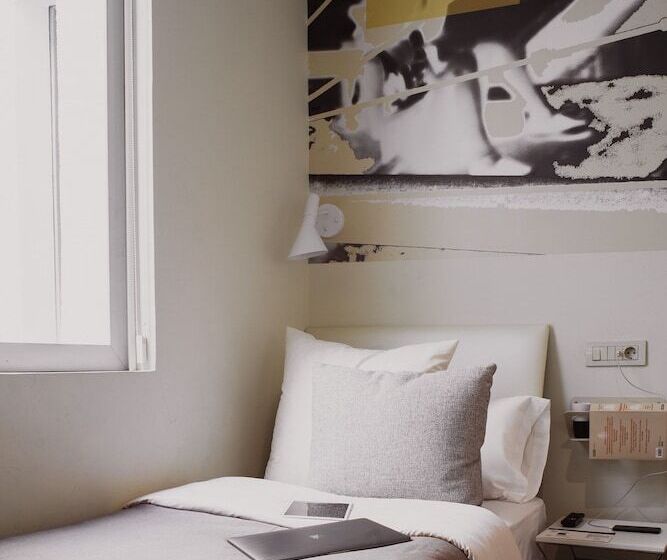 Fotos del hotel Room007 Select Sol:  20