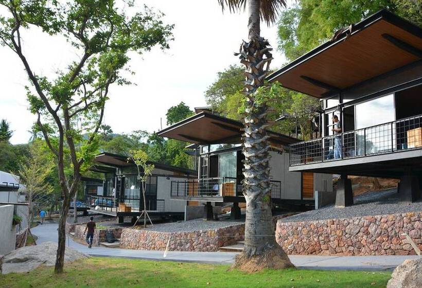 Fotos del hotel The Cabin Beach Resort:  10