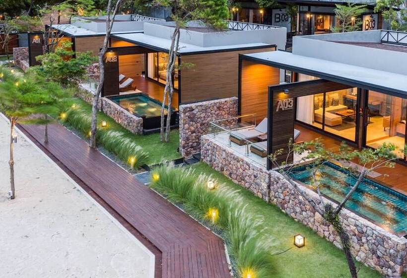 Fotos del hotel The Cabin Beach Resort:  13