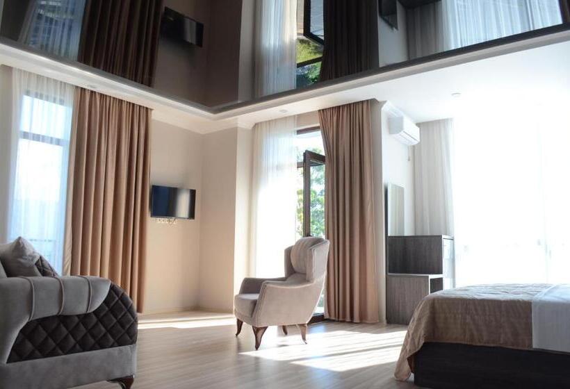 Fotos del hotel Skyline Batumi:  4