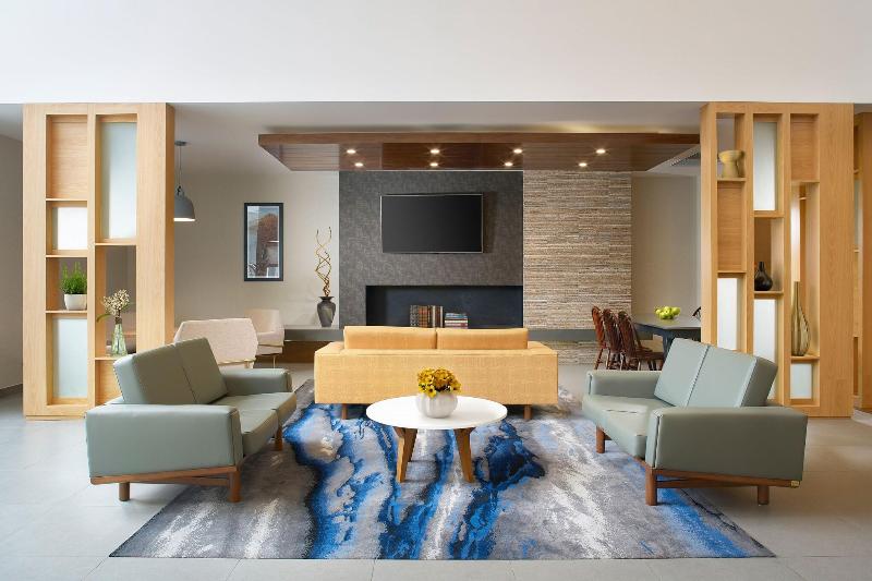 Fotos del hotel Fairfield Inn & Suites By Marriott Tijuana:  2