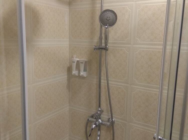 Fotos del hotel Hoang Giang:  17