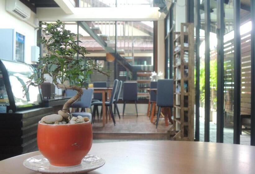 Fotos del hotel Aiims Tales Canal Boutique House:  10