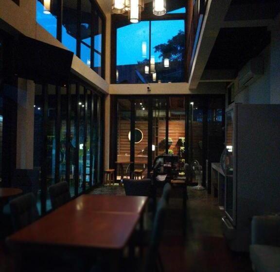 Fotos del hotel Aiims Tales Canal Boutique House:  16