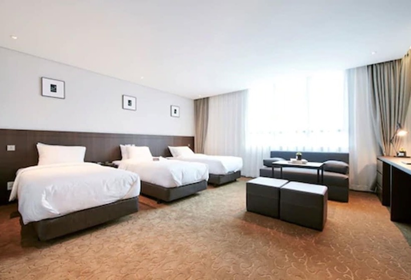 Fotos del hotel Mfelice:  5