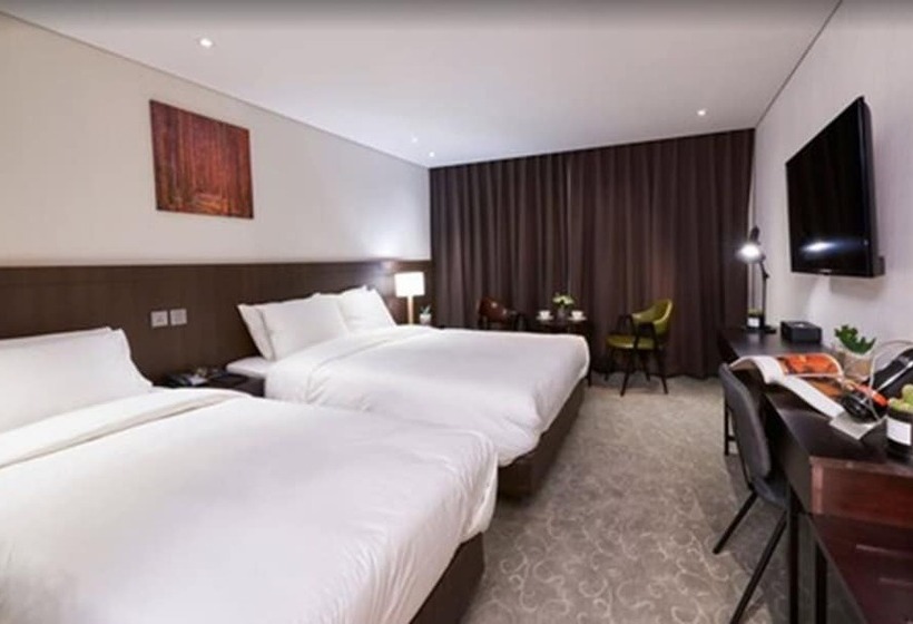 Fotos del hotel Mfelice:  6