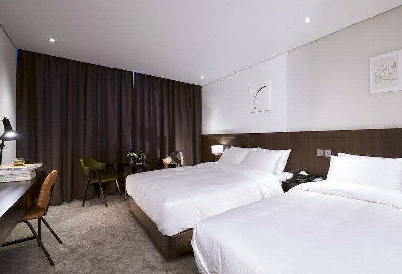 Fotos del hotel Mfelice:  8