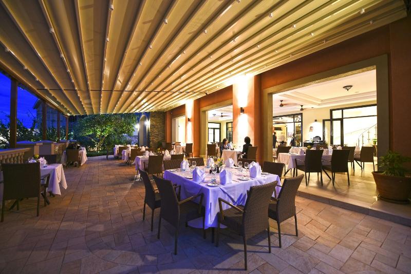 Fotos del hotel Mestil Hotel & Residences:  23