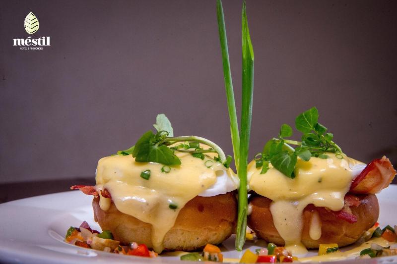 Fotos del hotel Mestil Hotel & Residences:  10