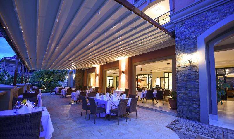 Fotos del hotel Mestil Hotel & Residences:  20