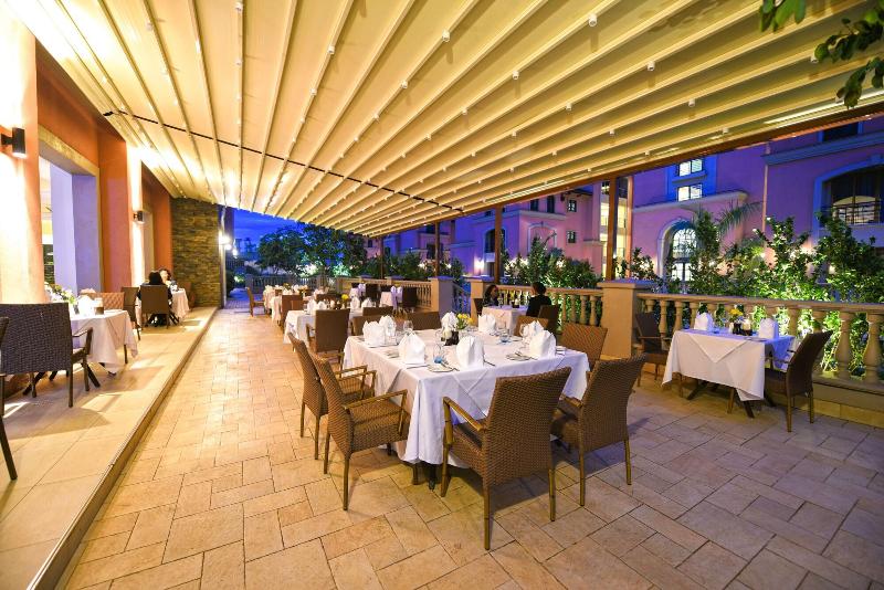 Fotos del hotel Mestil Hotel & Residences:  22