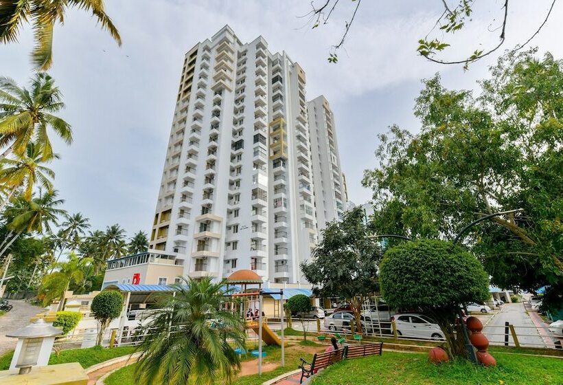 Oyo 10051 Hotel Tyche Stays