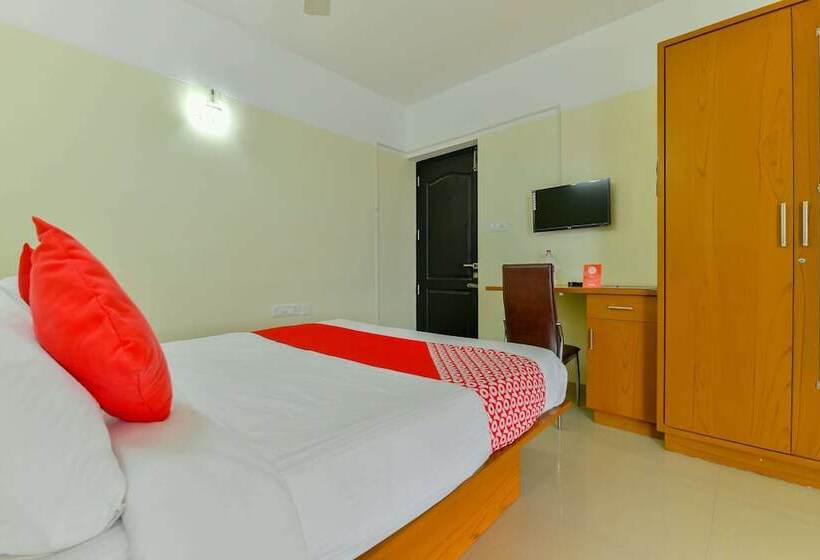 Fotos del hotel Oyo 10051 Hotel Tyche Stays:  2