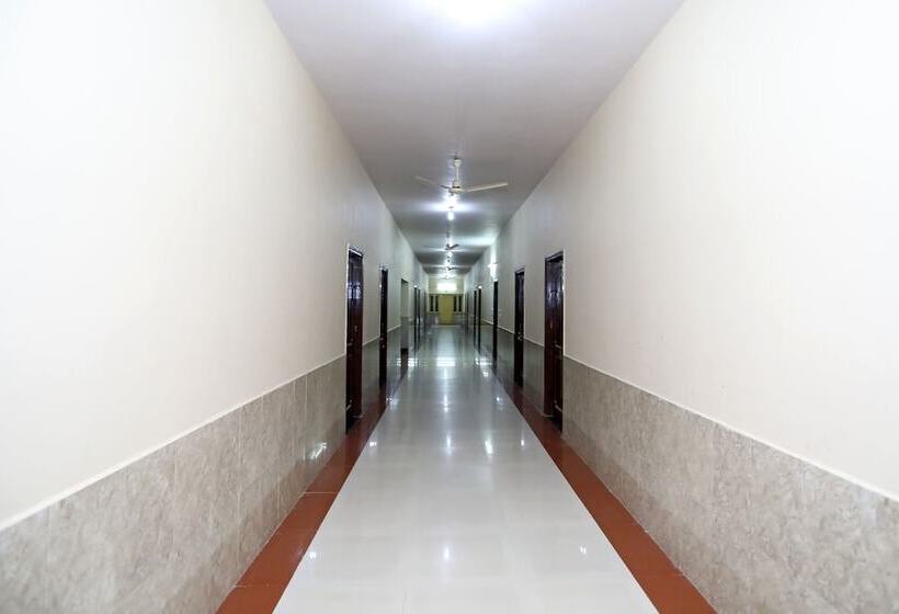 Fotos del hotel Oyo 10422 Hotel Udai Garh Palace:  11