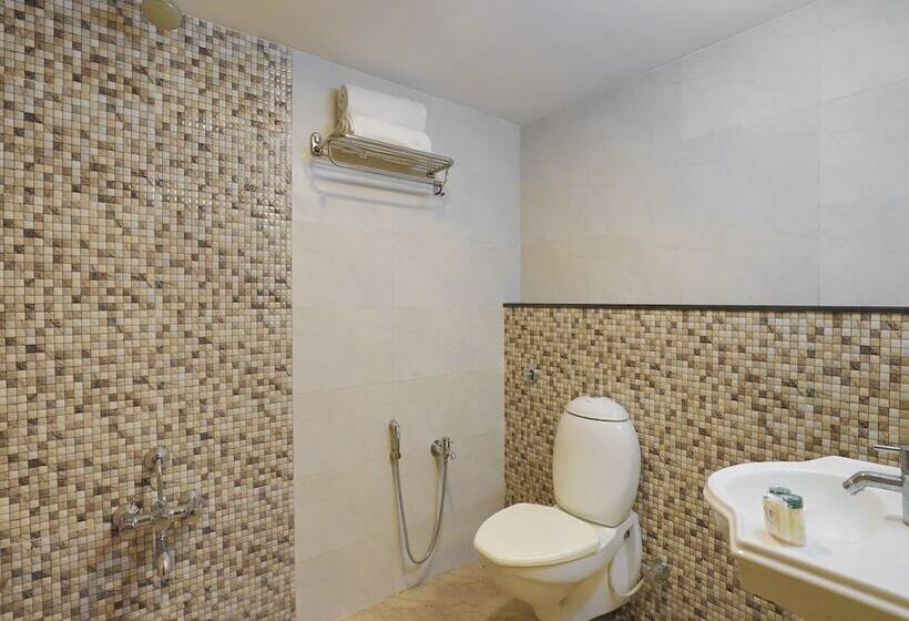 Fotos del hotel Oyo Flagship 321 Vastrapur Ahmedabad:  7