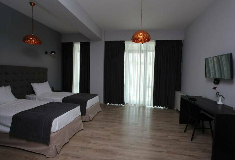 Fotos del hotel L.m Club:  18