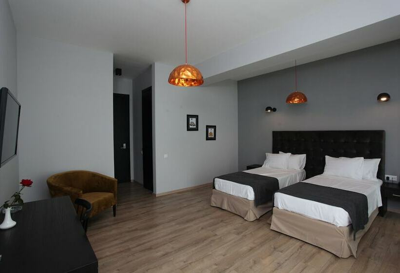 Fotos del hotel L.m Club:  17