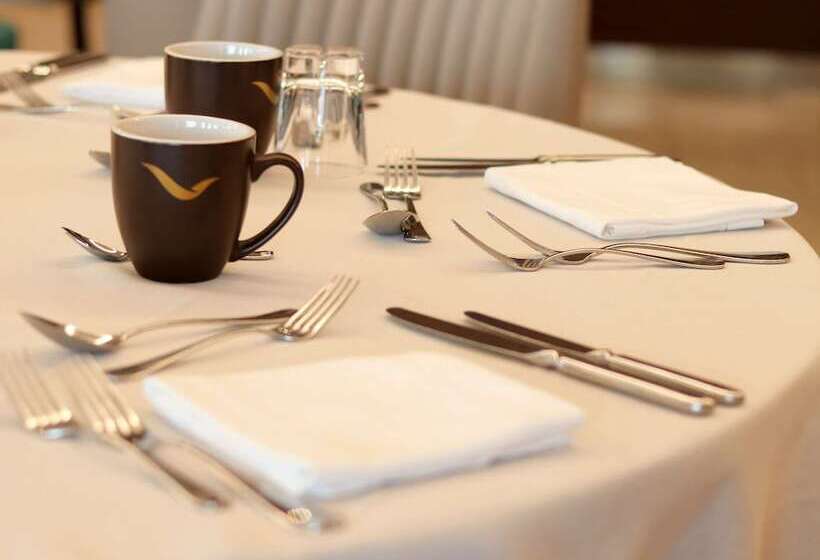 Fotos del hotel Mövenpick  Du Lac Tunis:  19