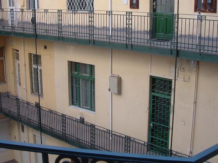 Fotos del hotel Amiga Hostel:  8