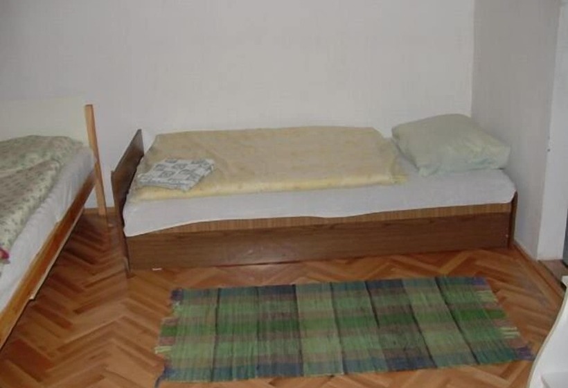 Fotos del hotel Amiga Hostel:  24