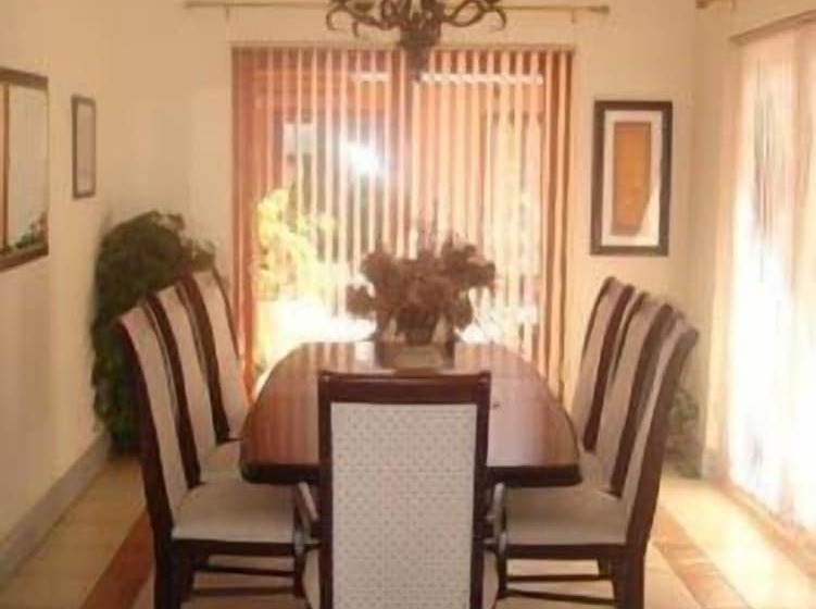 Fotos del hotel The Renaissance Guest Lodge:  13