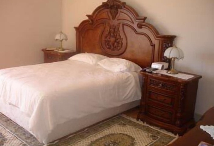 Fotos del hotel The Renaissance Guest Lodge:  6