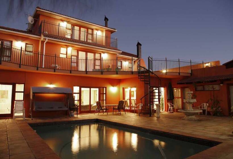 Fotos del hotel The Renaissance Guest Lodge:  11