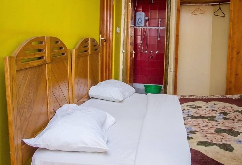 Fotos del hotel Tal Cottages:  16