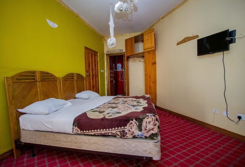 Fotos del hotel Tal Cottages:  19