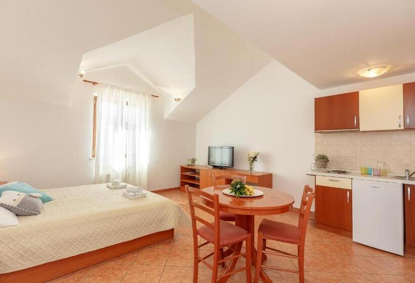 Fotos del hotel Apartments Mondo:  7