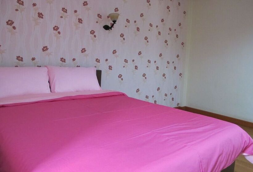 Fotos del hotel Koh Sichang Resort:  2