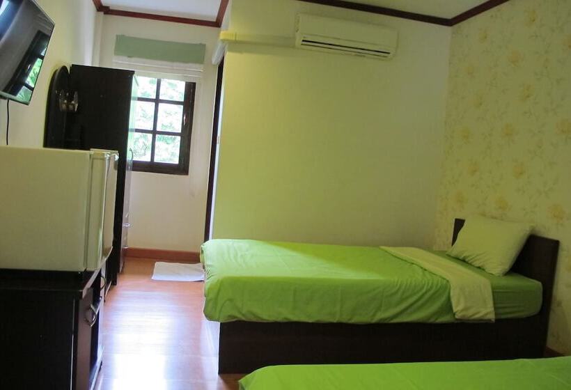 Fotos del hotel Koh Sichang Resort:  5