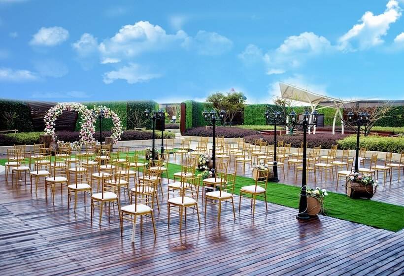 Fotos del hotel Golden Eagle Summit Hotel Nanjing China:  4