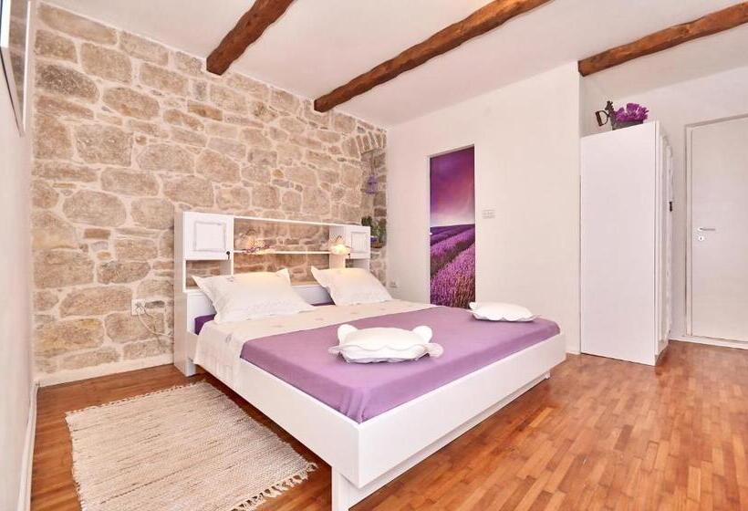 Fotos del hotel Rooms Vila Vilini Dvori:  18