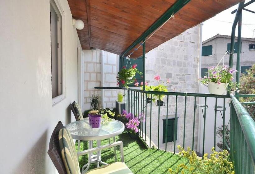 Fotos del hotel Rooms Vila Vilini Dvori:  3