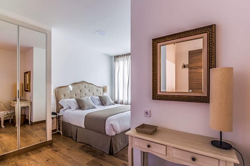 Fotos del hotel Suite Home Sardinero:  19