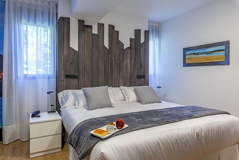 Fotos del hotel Suite Home Sardinero:  10