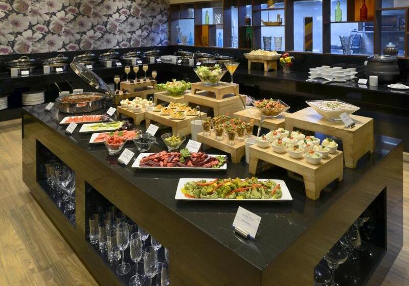 Fotos del hotel The Muse Sarovar Portico Kapashera:  21