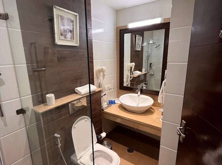 Fotos del hotel The Muse Sarovar Portico Kapashera:  8