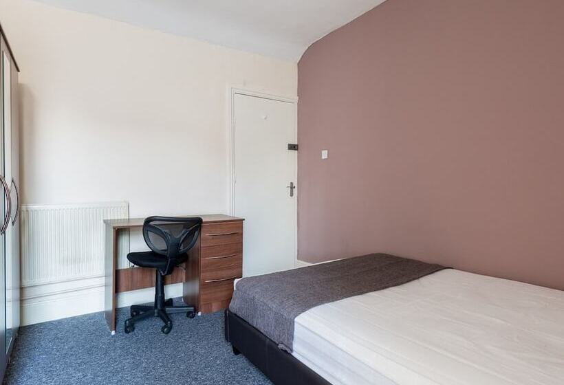 Fotos del hotel Birmingham Guest House 2:  6