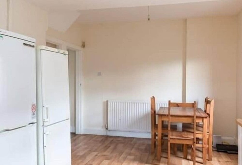 Fotos del hotel Birmingham Guest House 2:  14