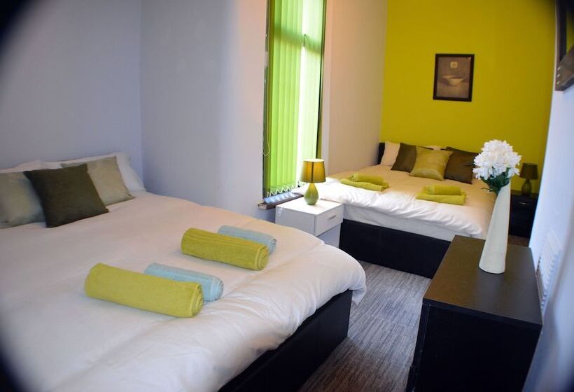 Fotos del hotel Birchfields Guest House:  8