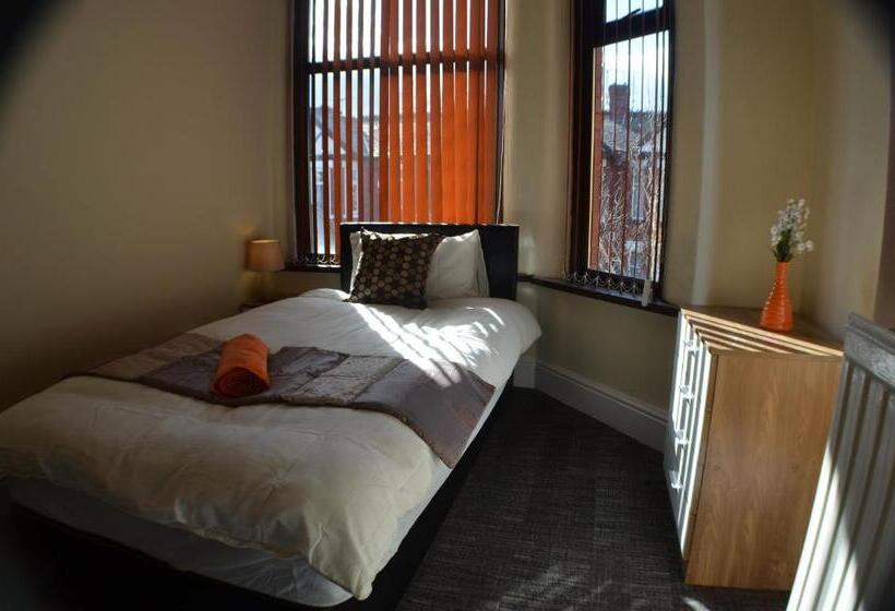 Fotos del hotel Birchfields Guest House:  21