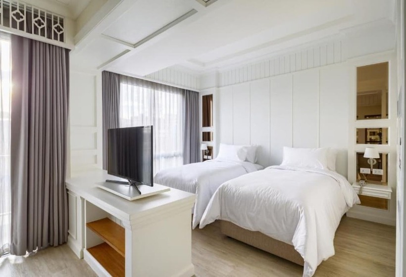 Fotos del hotel Siam Tharadol Sha Extra Plus:  11