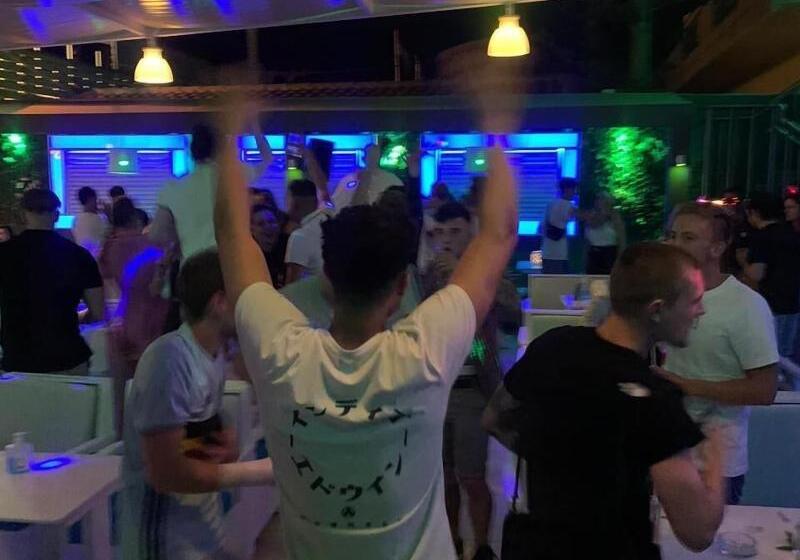 Fotos del hotel Sterling:  15