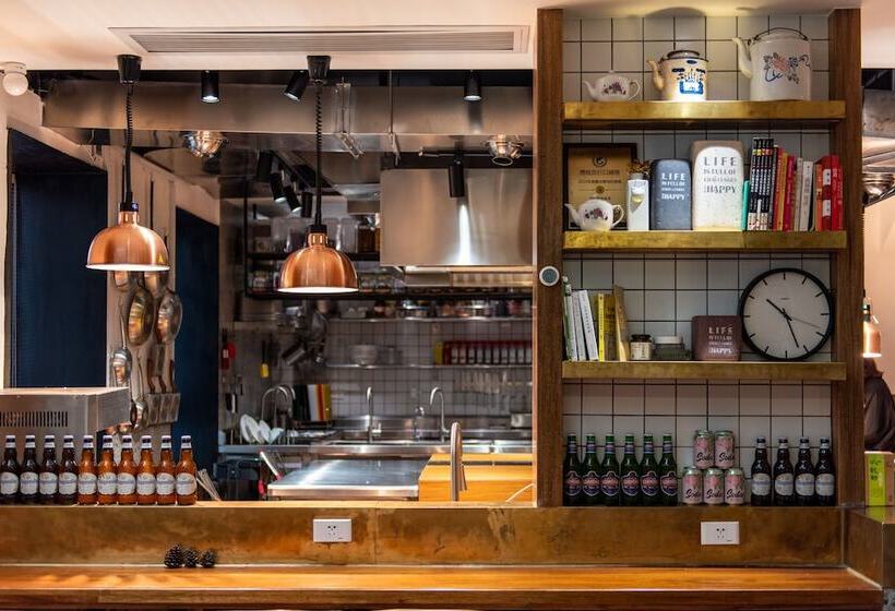 Fotos del hotel Humble Inn Boutique Residence:  3