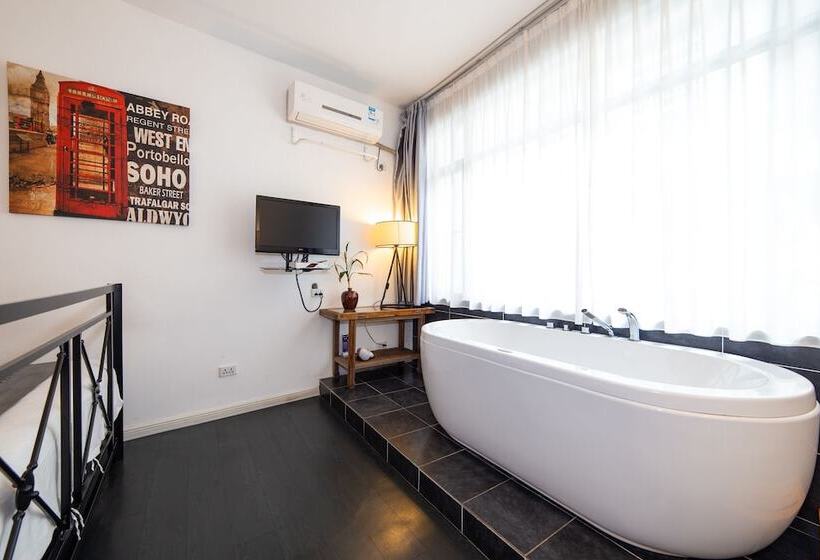 Fotos del hotel Humble Inn Boutique Residence:  23