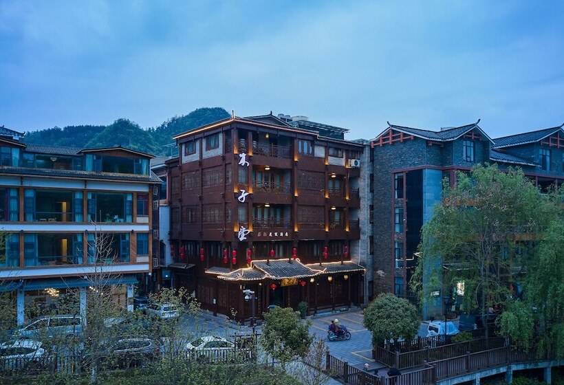 Lee S Boutique Resort