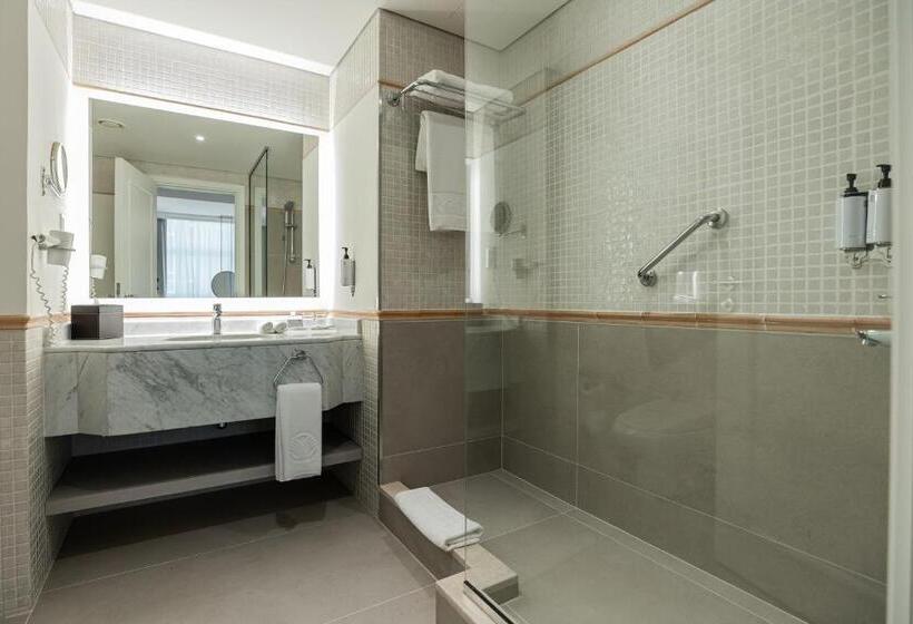 Fotos del hotel Beach Rotana - All Suites:  7